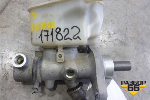 Цилиндр тормозной главный для Volkswagen Touareg c 2002-2010г (Туарег)