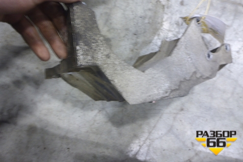 Кронштейн гидроусилителя (077260885M) для Volkswagen Touareg c 2002-2010г (Туарег)