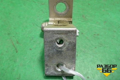 Петля двери задней правой нижняя (1Z0833412B) для Skoda Octavia (А5) с 2004-2013г (Октавия)