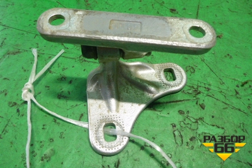 Петля двери передней левой верхняя (A2207200537) для Mercedes Benz S-Klass W220 с 1998-2005г (С)