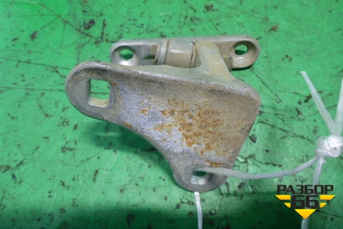 Петля двери передней левой верхняя (A2207200537) для Mercedes Benz S-Klass W220 с 1998-2005г (С)