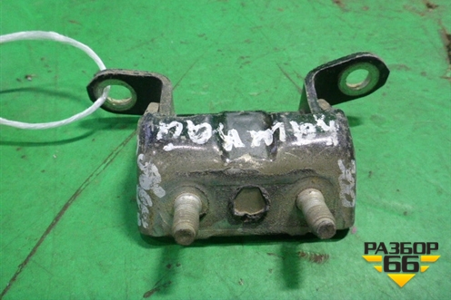 Петля двери багажника (90400AV730) для Nissan Qashqai (J10E) с 2006-2013г (Кашкай)