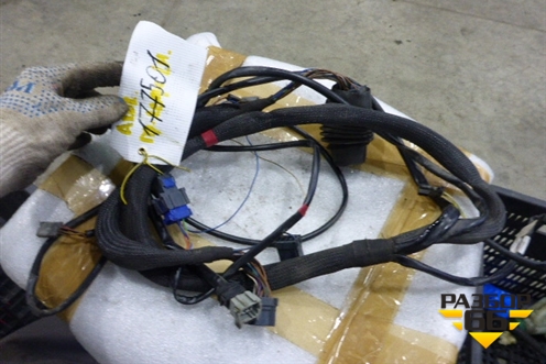 Проводка двери левой для Mercedes Benz TRUCK Axor 2 с 2004г (Аксор)