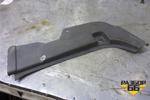 Обшивка стойки лобового стекла левая нижняя (8144228) для Volvo TRUCK FH с 2008-2013г (ФШ)