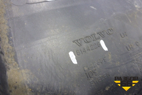 Обшивка стойки лобового стекла левая нижняя (8144228) для Volvo TRUCK FH с 2008-2013г (ФШ)