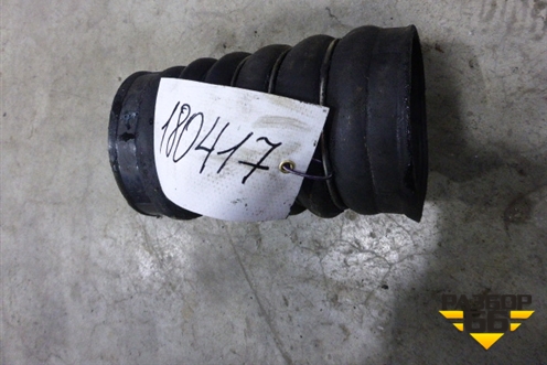 Патрубок интеркулера резиновый для Mercedes Benz TRUCK Axor 2 с 2004г (Аксор)