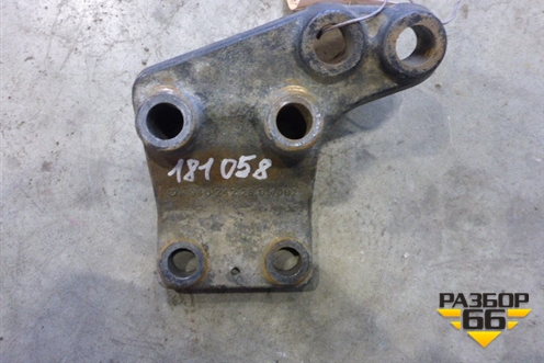 Кронштейн КПП левый (A9402422605) для Mercedes Benz TRUCK Axor 2 с 2004г (Аксор)