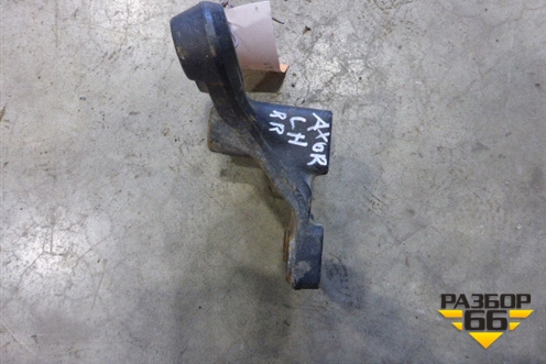 Кронштейн КПП левый (A9402422605) для Mercedes Benz TRUCK Axor 2 с 2004г (Аксор)