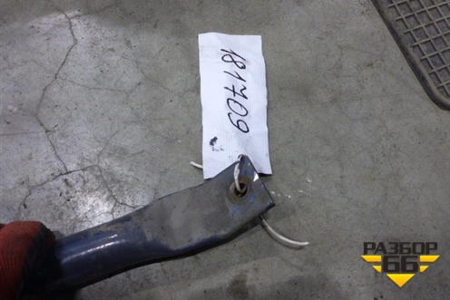 Кронштейн переднего крыла правый (задняя часть) для Renault TRUCK Premium 2 с 2005-2013г (Премиум 2)