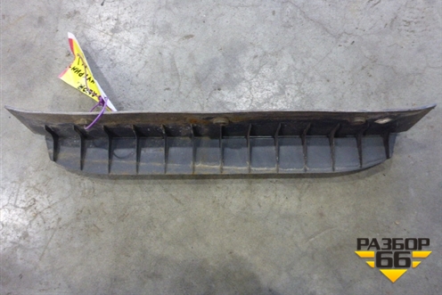 Накладка порога внутренняя левая  (Передняя часть) для Mercedes Benz TRUCK Axor 2 с 2004г (Аксор)