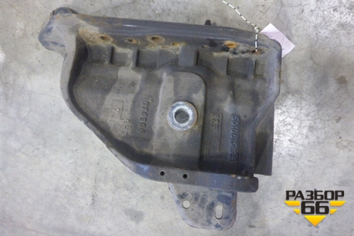 Кронштейн крепления передней рессоры (Правый передний) (5010615129) для Renault TRUCK Premium 2 с 2005-2013г (Премиум 2)