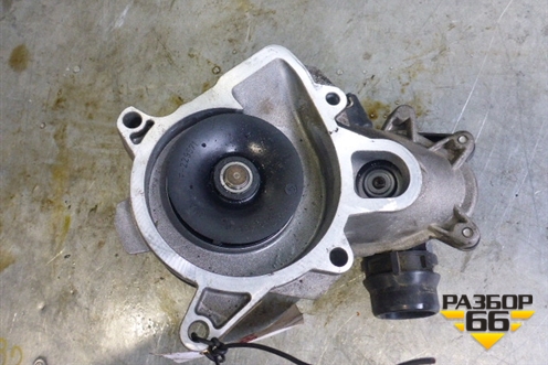 Насос водяной помпа (3.0л.M57) для BMW 7-серия E38 с 1994-2001г