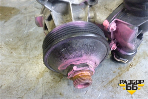 Насос водяной помпа (3.0л.M57) для BMW 7-серия E38 с 1994-2001г