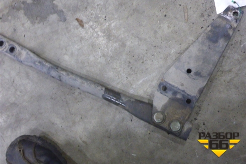 Кронштейн глушителя (нижний) для Mercedes Benz TRUCK Axor 2 с 2004г (Аксор)