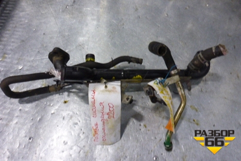 Трубки системы охлаждения (на ГБЦ) для Volkswagen Touareg c 2002-2010г (Туарег)