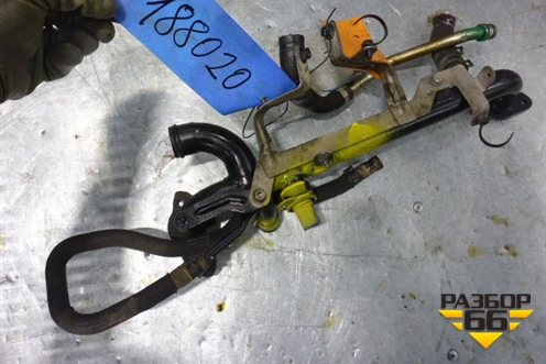 Трубки системы охлаждения (на ГБЦ) для Volkswagen Touareg c 2002-2010г (Туарег)