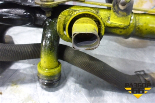 Трубки системы охлаждения (на ГБЦ) для Volkswagen Touareg c 2002-2010г (Туарег)