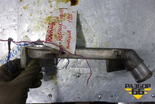 Корпус термостата (4.2л 8V AXQ) для Volkswagen Touareg c 2002-2010г (Туарег)