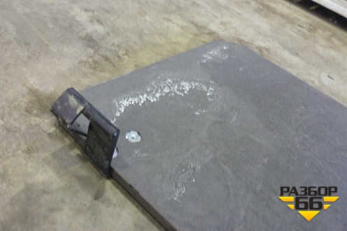 Спальник (нижняя часть) для Mercedes Benz TRUCK Axor 2 с 2004г (Аксор)