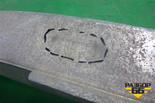 Усилитель заднего бампера (4E0807309A) для Audi A8 с 2002-2010г (А8)