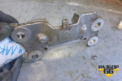 Кронштейн двигателя для Honda CR-V(RE) с 2006-2012г (ЦРВ СРВ)