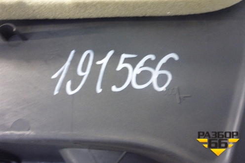 Обшивка двери передней правой под механику (после 2009г) для Renault Logan с 2004-2015г (Логан)