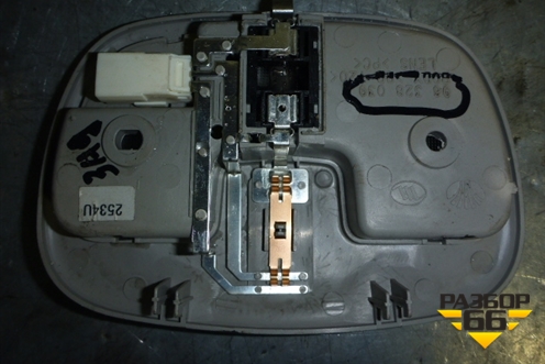 Плафон салонный центральный (96328039) для Chevrolet Epica с 2006г (Эпика)