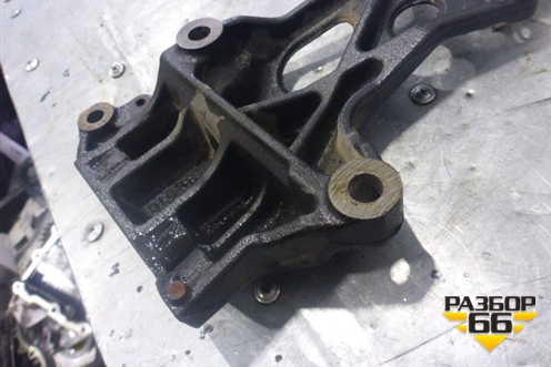 Кронштейн двигателя для Toyota Camry V50 с 2011-2018г (Камри)