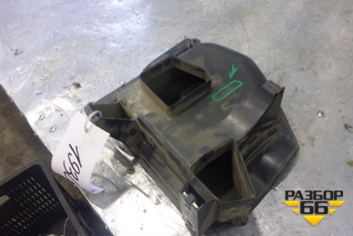 Накладка на торпедо  (боковая левая) (81617010155) для MAN TGA 4-Series  с 2000-2008г (ТГА)