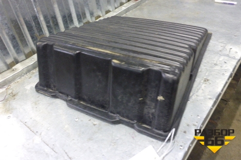 Крышка аккумулятора для Mercedes Benz TRUCK Axor 2 с 2004г (Аксор)