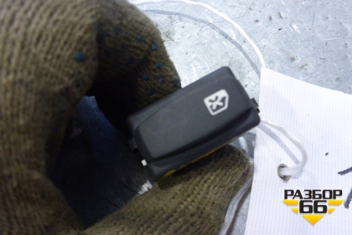 Кнопка блокировки стеклоподъемников для Renault Clio с 1998-2002г (Клио)