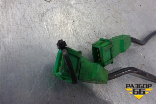 Датчик детонации (4.2л AXQ V8) для Volkswagen Touareg c 2002-2010г (Туарег)