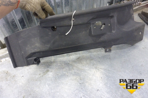 Накладка порога внутренняя левая  (Задняя часть) (A9736841418) для Mercedes Benz TRUCK Axor 2 с 2004г (Аксор)