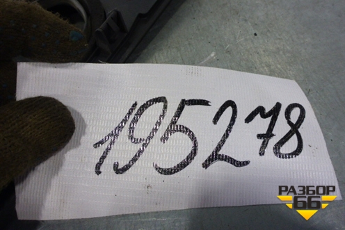 Накладка на торпедо  (Левая боковая) (A9406802706) для Mercedes Benz TRUCK Axor 2 с 2004г (Аксор)