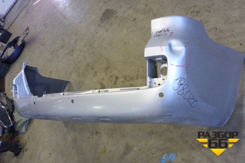 Бампер задний (до 2015г под парктроник) (5215960998) для Toyota Land Cruiser (200) с 2008г (Ленд Крузер)