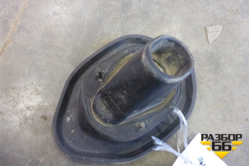 Пыльник рулевого вала для Volkswagen Touareg c 2002-2010г (Туарег)