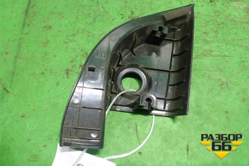 Накладка двери передней левой уголок (95015623) для Chevrolet Aveo (Т300) с 2011г (Авео Т300)