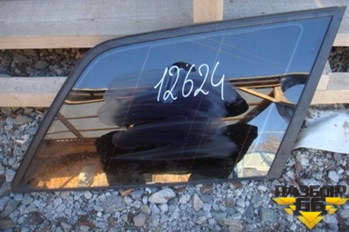 Стекло глухое правое (универсал) для Audi A4 (В6) с 2000-2006г (А4)