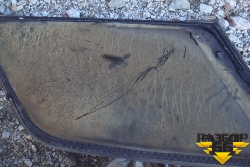 Стекло глухое правое (универсал) для Audi A4 (В6) с 2000-2006г (А4)