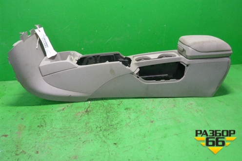 Подлокотник (8687407) для Volvo S40 с 2004-2012г (C40)