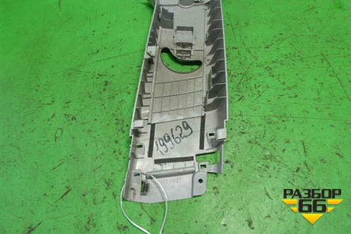 Обшивка стойки центральная верхняя левая (7211A062) для Mitsubishi Lancer-X с 2007г (Лансер)