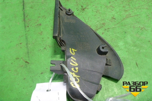 Накладка двери передней правой уголок (1Z0837974) для Skoda Octavia (А5) с 2004-2013г (Октавия)