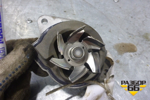 Насос водяной помпа (14л BKY) (030121019N) для Skoda Fabia с 1999-2007г (Фабия)