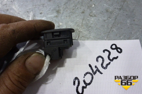 Кнопка для Volkswagen Touareg c 2002-2010г (Туарег)