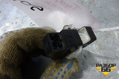 Кнопка центрального замка (7L6962125) для Volkswagen Touareg c 2002-2010г (Туарег)