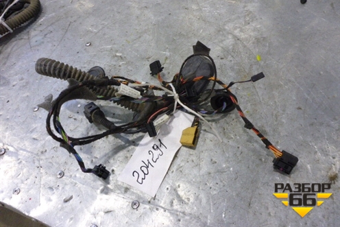 Проводка двери задней правой для Volkswagen Touareg c 2002-2010г (Туарег)