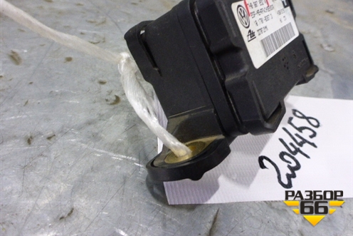 Датчик ускорения (7H0907652A) для Volkswagen Touareg c 2002-2010г (Туарег)