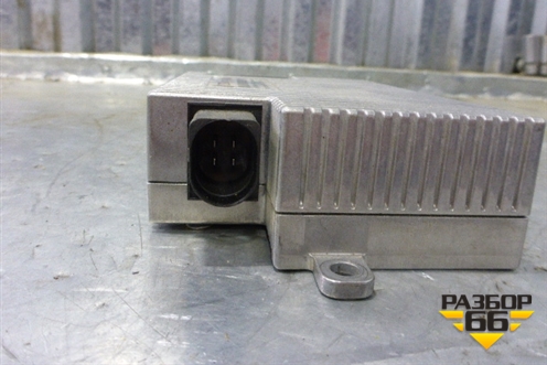 Блок электронный (управление обогрева лобового стекла) (4H0907133A) для Audi A8 с 2009-2017г (А8)