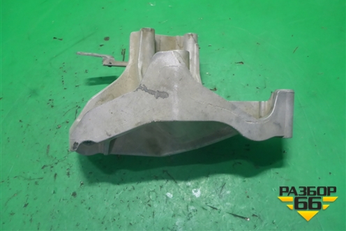 Кронштейн двигателя левый (070199307B) для Volkswagen Touareg c 2002-2010г (Туарег)