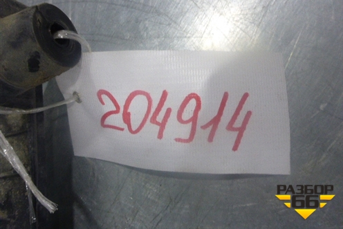 Кронштейн заднего бампера центральный (7L6807863B) для Volkswagen Touareg c 2002-2010г (Туарег)